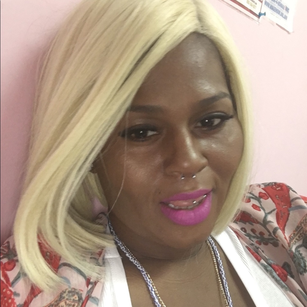 Meet your Posher, Chané